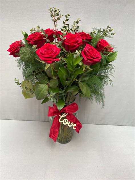 12 Red Roses Buy Online Or Call 01353 721336