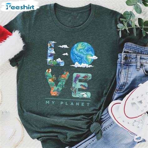 Love My Planet Cute Shirt Vintage Make Everyday Earth Day Crewneck Short Sleeve