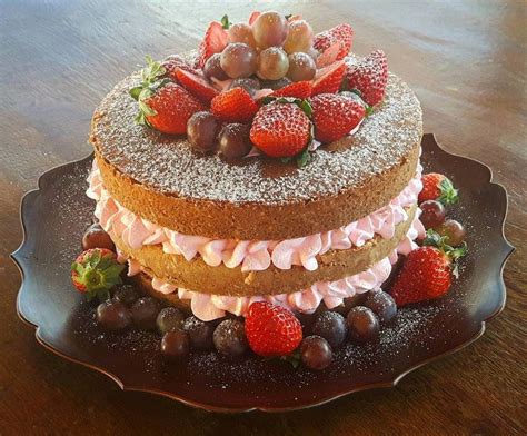 Naked Cake De Morango Sol Doces