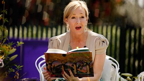 J K Rowling La Escritora De Harry Potter Publica Un Nuevo Libro