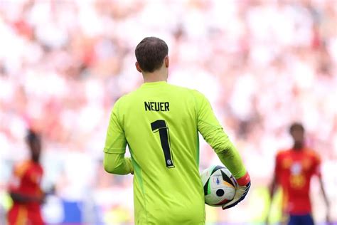 Manuel Neuer Leaning Towards Featuring For Germany At The 2026 World Cup Get German Football News