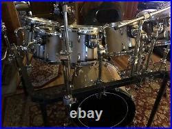 Pearl Masters Custom Maple Shell Drum Set Used Drum Sets