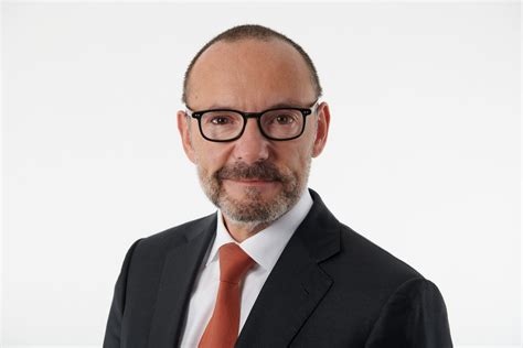 Neuer Ceo Bei Schneider Electric Sps Magazin