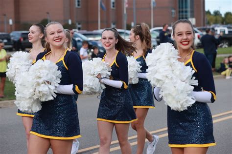 VIDEO: Saline High School Homecoming Parade | The Saline Post