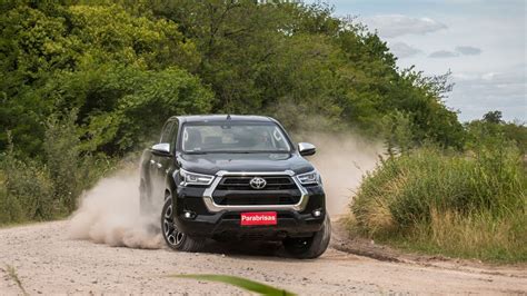 Probamos La Nueva Toyota Hilux SRX 2021 Parabrisas