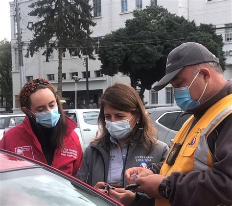 MULTAS POR ESTACIONARSE EN LUGARES PROHIBIDOS Y DOCUMENTACION ENTRE LAS