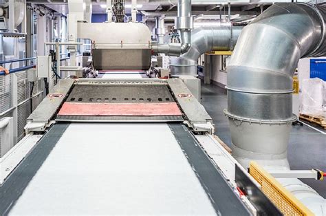 Germany’s Reifenhauser presents RF5 XHL tech for nonwovens at Index23 ...