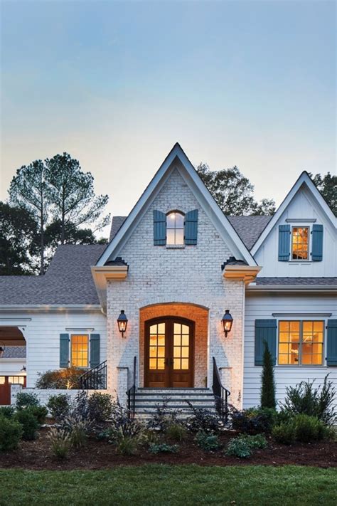 18 Tudor House Exterior, Bring A Classic Impression to Your Home