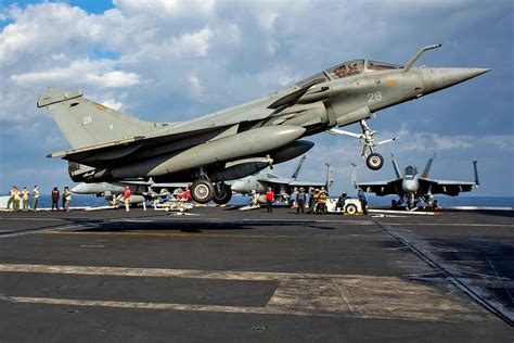 Know The Difference Between Iaf S Rafale And Rafale M Of Indian Navy