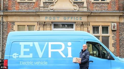 Furious Shoppers Are Boycotting Stores That Use Evri To Deliver Parcels