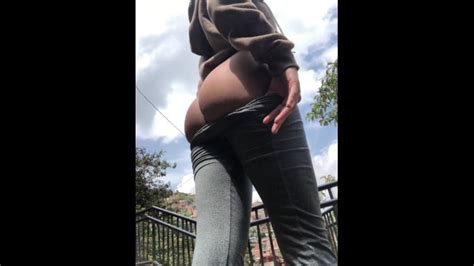 Teen Latina Pull Down Yogapants To Show Her Tight Ass