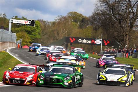 Oulton Park S 2023 Kicks Off With British GT And GB3