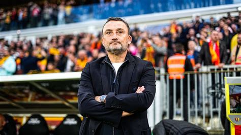 Mercato Le RC Lens a tranché pour son nouvel entraîneur Le10sport