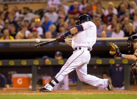 Why Brian Dozier Has Been So Good At Baseball Twins Twins Daily