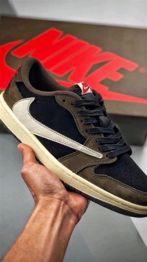 travis scott sneakers men fashion  nike shoes travis scott shoes