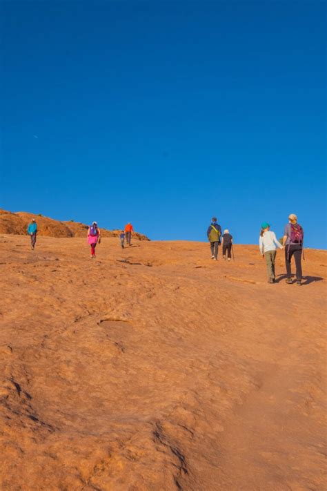 Delicate Arch Hike • 12 Things To KNOW For The Trail (2024)