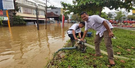 Bantu Tanggulangi Banjir Pdam Tirta Raja Turunkan Unit Mesin Pompa