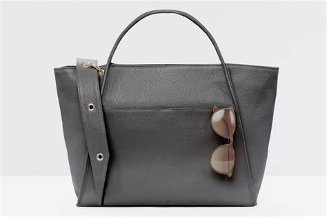 Best Women's Tote Bags For Workers | semashow.com