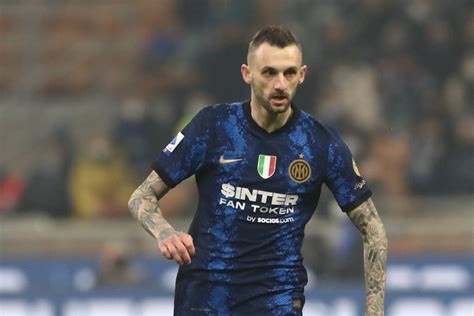 L Inter Blinda Brozovic Marotta Annuncia Il Rinnovo Il Croato