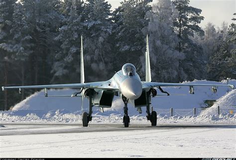 Sukhoi Su-27 - | Aviation Photo #4176713 | Airliners.net