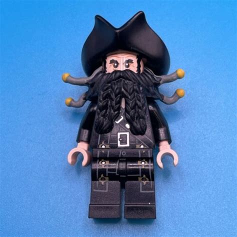 Lego Pirates Of The Caribbean Blackbeard Minifigure 4195 4192 Ebay