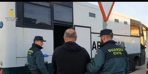 La Guardia Civil Detiene A Un Clan Familiar De Personas Dedicado Al