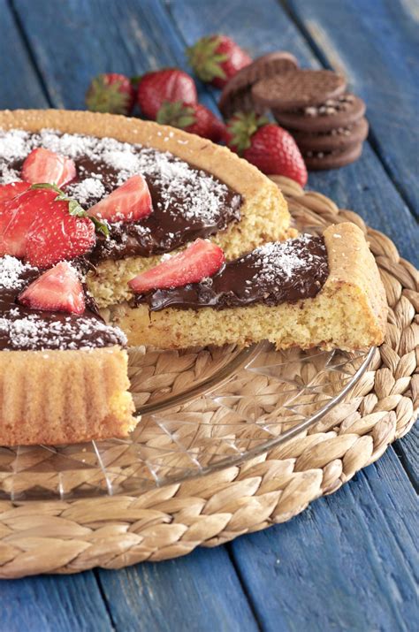 Crostata Morbida Al Cocco Con Crema Pan Di Stelle Zucchero E Dolci Magie