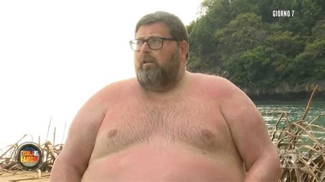 Isola Dei Famosi 2025 Simona Ventura Smonta Adinolfi Sulle Adozioni Gay Il Discorso In