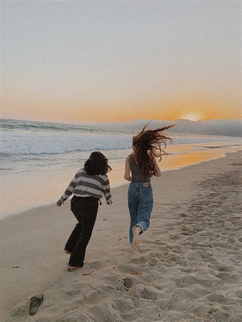 Beach Best Friend Photo Summer Beach Pictures Beach Pictures Friends