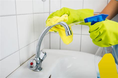 How To Deep Clean A Bathroom The Ultimate Bathroom Deep Cleaning Checklist