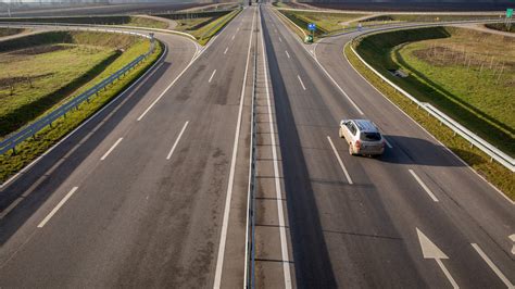 Videóra vették ahogyan életveszélyes manővereket csinálnak magyar