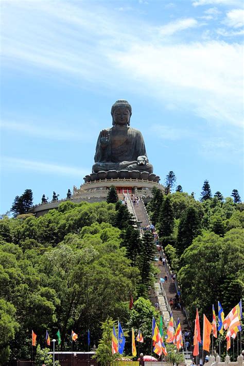 A Guide To The Big Buddha Of Hong Kong