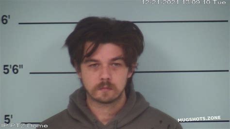 CHARLES DAKOTA 12 21 2021 Bourbon County Mugshots Zone