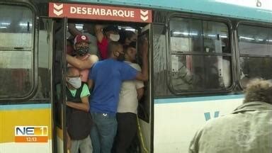 Ne Passageiros Enfrentam Nibus Lotados E Longas Esperas Em Meio