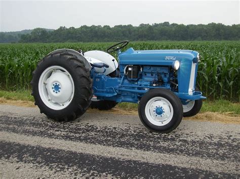 60 Best Old Ford Tractors 1950s And 1960s Images On Pinterest