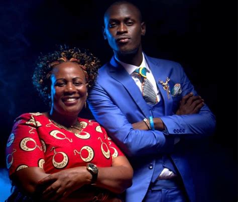 Best Birthday Ever King Kaka Flies His Mom To Mombasa To Enjoy Son Mother Moment Ghafla Kenya