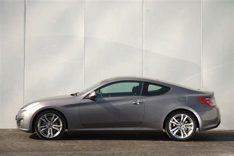 photo HYUNDAI GENESIS COUPE 3 8 V6 coupé 2011 Motorlegend