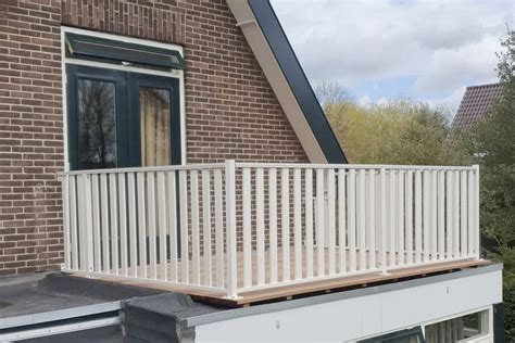 Balustrade voor balkon veiligheid en stijl in één Balustrade Kopen