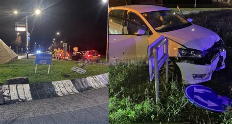 Twee Autos Rijden Over Rotondes Op Kilweg Alcoholmobilist En In Slaap