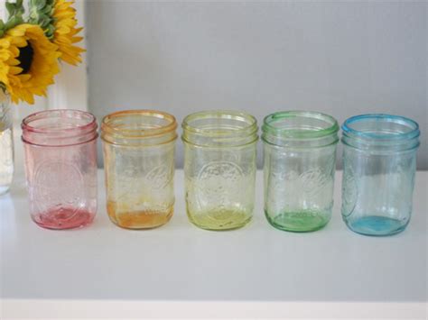 Diy Colored Mason Jars How To Make Your Own Colorful Mason Jars