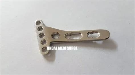 Locking Extra Articular Small T Plate Oblique Angle 2 7mm Head 5 Holes