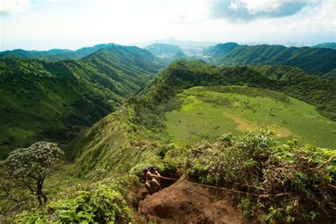 KA AU CRATER HIKE Journey Era