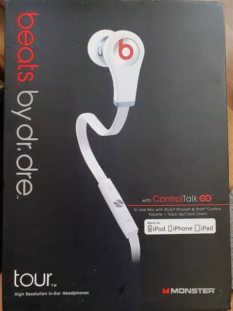 White Beats Earbuds Controltalk