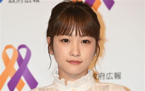 「あの日、私が事件に巻き込まれ」カムカム・川栄李奈が「女優になりたい」と秋元康に訴えた“切実な理由” 文春オンライン