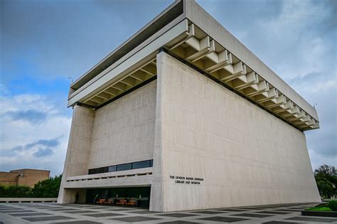 Lyndon Baines Johnson Library And Museum University Of Texas In