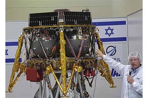 Israel's SpaceIL secures funds for new lunar mission