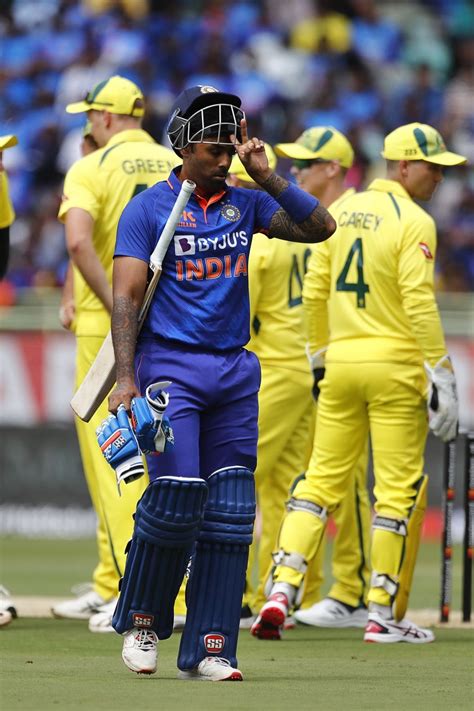 Sean Abbott Celebrates The Wicket Of Hardik Pandya Espncricinfo