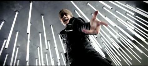 Justin Bieber - Somebody To Love Remix ft. Usher