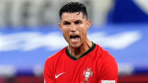 Perjalanan Ronaldo Mencetak 900 Gol Di Laga Kompetitif