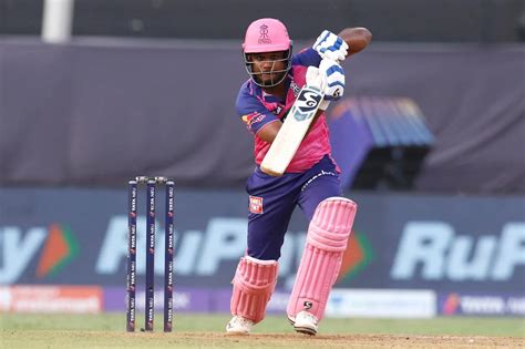 IPL 2022 Aakash Chopra On RR Skipper Sanju Samson Batting At No 5 Vs DC